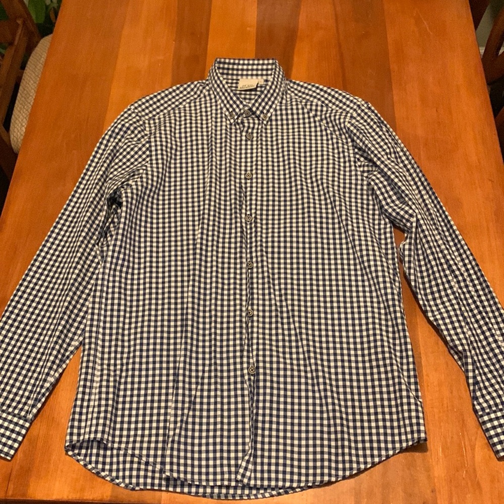 Button up Black and White Dress Shirt